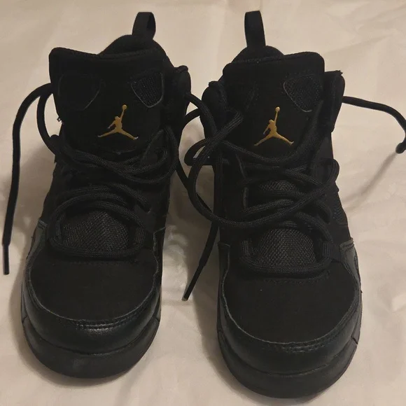 "AirJordan" High Top Sneakers - Picture 4 of 6